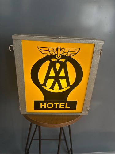 Vintage retro hotel light - retro, aa