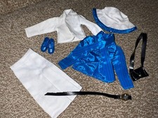 VINTAGE SINDY CLOTHES SMART