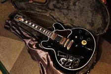 [Near Mint] B.B. King Signed