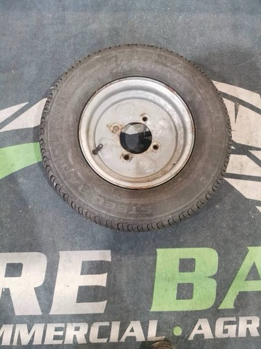 Trailer wheel with new - with,