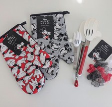 7 Pc BUNDLE Best of Mickey