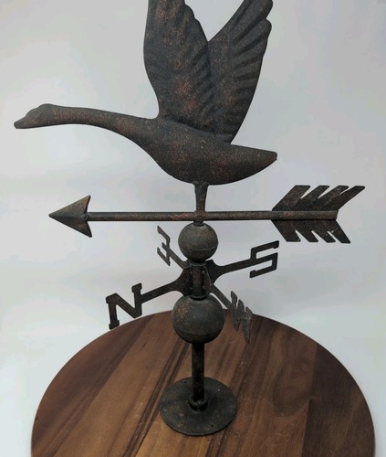 Vintage flying goose metal - vintage,