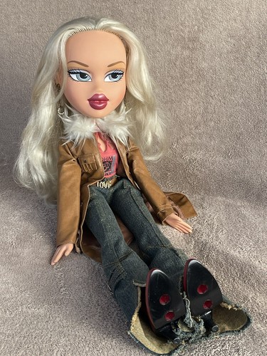 Giant bratz big cloe - bratz,