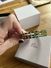 Pia New Green Stone and 3 Strip Gold Look Bracelet Bangle Costume Jewellery