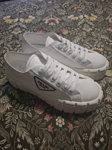 Prada milano double wheel - prada,