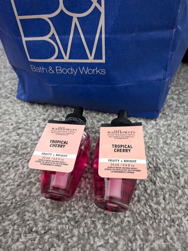 Bath body works - works, wallflowers