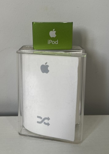 Boxed apple ipod shuffle 2nd - ipod,