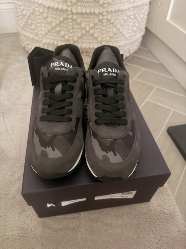 Prada size camo - 8,