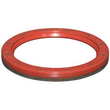 Oil seal for main drive shaft