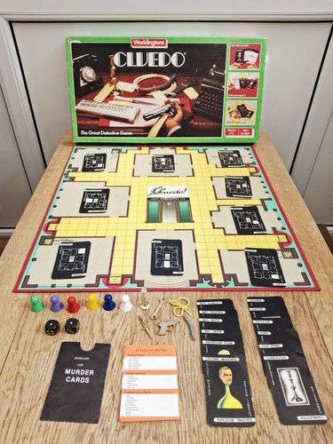 Original 1980 vintage cluedo - vintage,