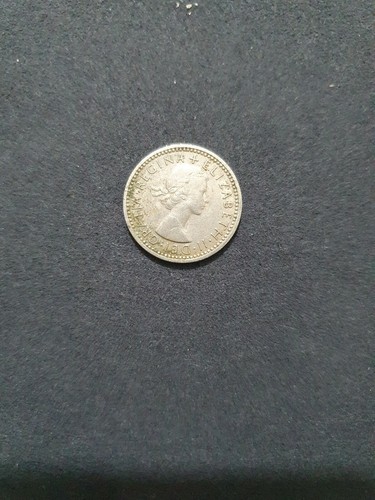 1962 british six pence queen - six,