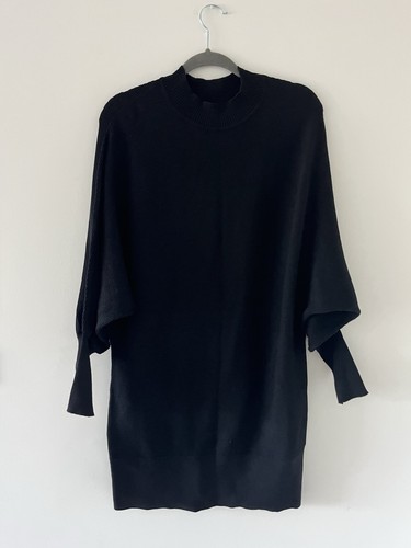 Primark black batwing - , sleeve