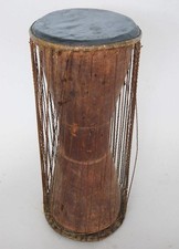 ANTIQUE AFRICAN TRIBAL TALKING DRUM 1850 figure carving club