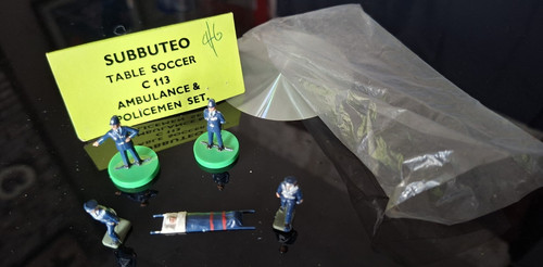 Subbuteo c113 policeman - c113,