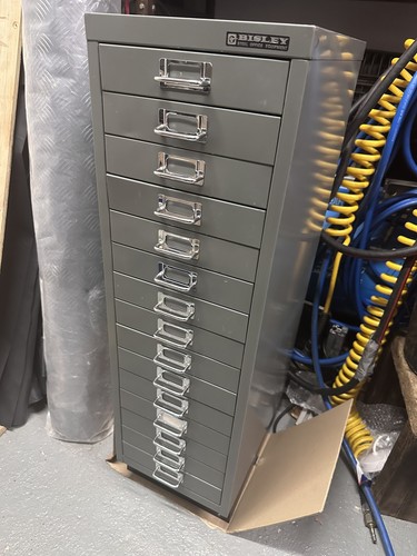Bisley steel filling cabinet - steel,