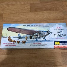 Monogram ford tri motor - 1:77,