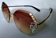 BROWN GRADUATED FASHION