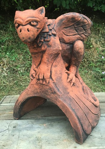 Baby griffin roof finial - griffin,