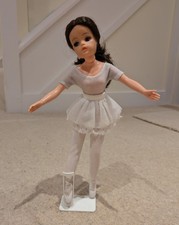 Vintage Dark hair Pedigree