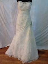 Wedding dress size 12 ivory