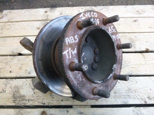 Iveco daily 65c front hub - daily, o/s