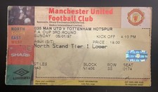 Manchester united tottenham - manchester, v