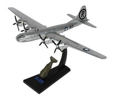 1:144 B-29 Superfortress Enola