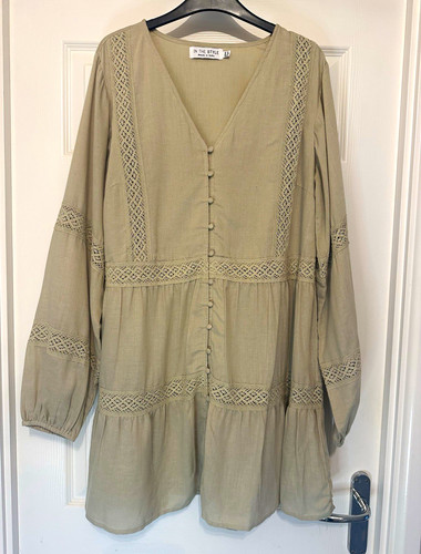 The style beige neck - beige, v-neck
