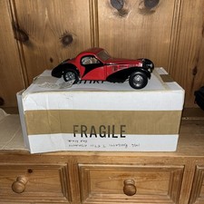 FRANKLIN MINT DIECAST MODEL CAR 1936 BUGATTI TYPE 57SC ATALANTE  1/24 