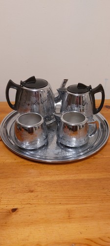Vintage engraved art deco set - art,