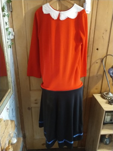 Olive oil hooped costume bust - oil,