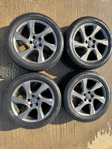 Volvo v40 cross - v40, country