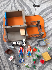 PLAYMOBIL  4009 ZOO ANIMAL CARE STATION