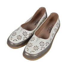 Cotton Traders White Cut Out