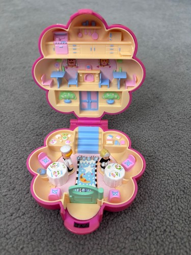 Polly pocket - polly,