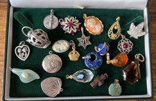 Vintage & Antique Pendants &