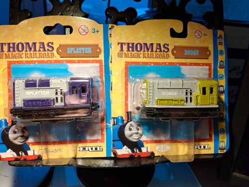 Pair vintage ertl thomas - vintage,