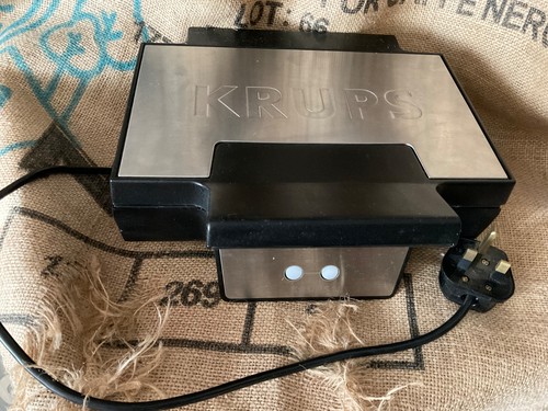 Krups waffle maker - waffle, black
