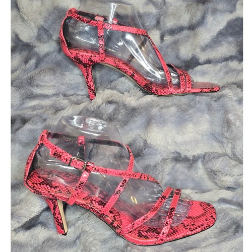 New jessica simpson omyra - jessica,
