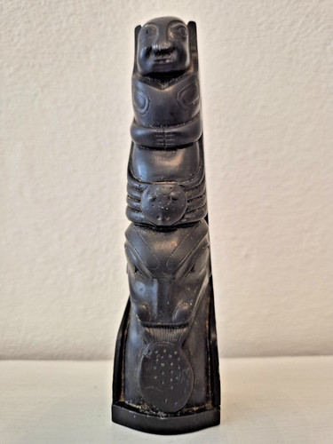 Haida inuit art totem pole - art,
