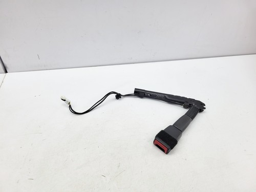 Seat belt pretensioner - pretensioner, left