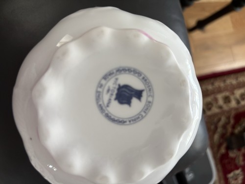 Pretty bowl flower - /, pot