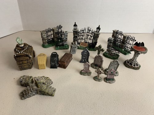 Lemax haunted house fence - lemax,
