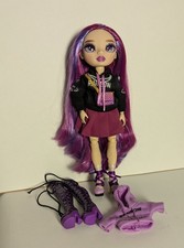 Rainbow High Doll Emi Vanda