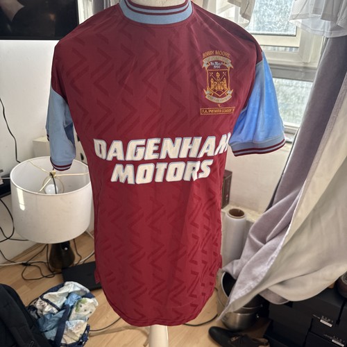 West ham united bobby - ham, moore