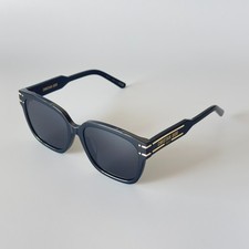 CHRISTIAN DIOR DIORSIGNATURE