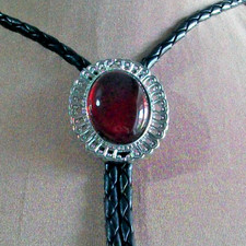  western bolo / bootlace tie