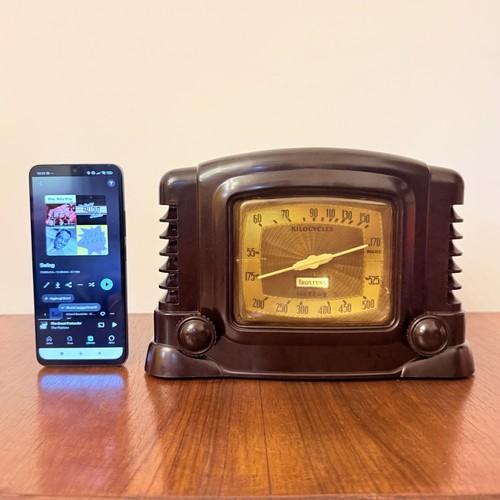 Radio truetone d2610 - truetone,