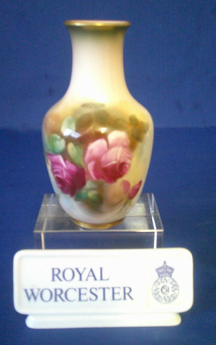 Royal worcester hadley roses - worcester,