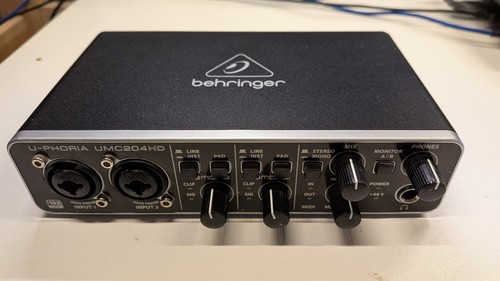 Behringer phoria umc204hd - behringer,